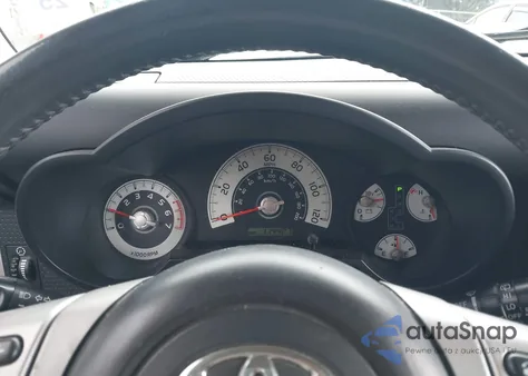 2011 Toyota Fj Cruiser из США, поврежденный, VIN JTEBU4BF0BK105436